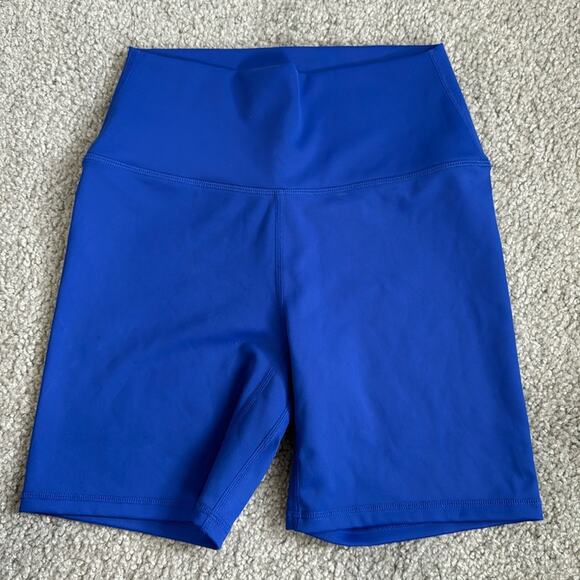 IVL Collective hot short nylon spandex blue athletic athleisure workout size 4 - Picture 1 of 5